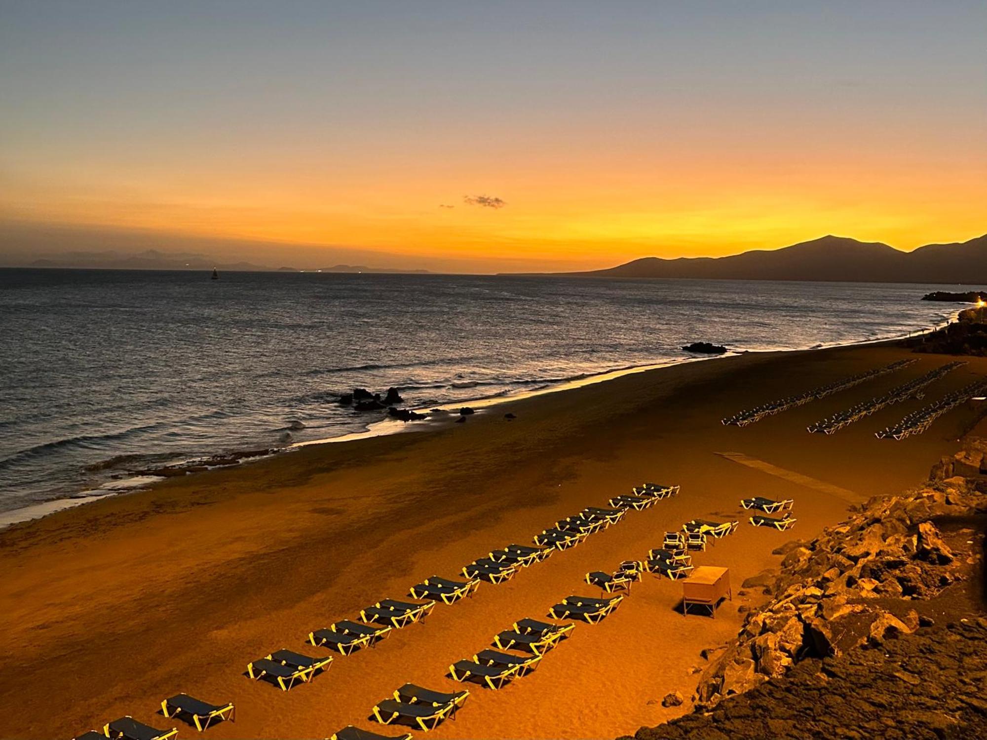 Long Beach Apartment Puerto Del Carmen Puerto del Carmen  Dış mekan fotoğraf